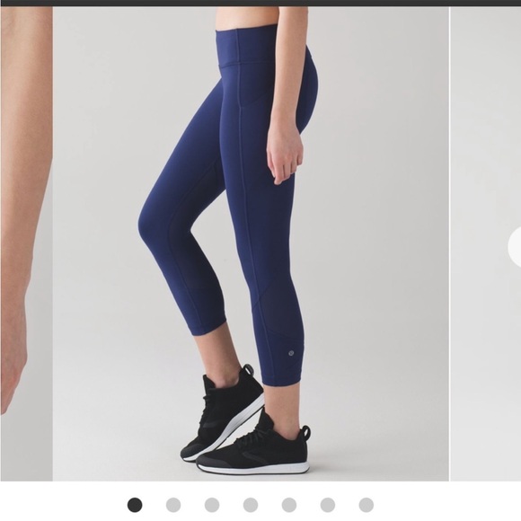 Lululemon Athletica Navy Pace Rival Crop Leggings 22” Size 6 - Picture 3 of 8